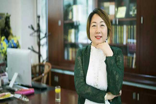 不馳于空想，不騖于虛聲，她詮釋了女性企業(yè)家的獨(dú)特魅力