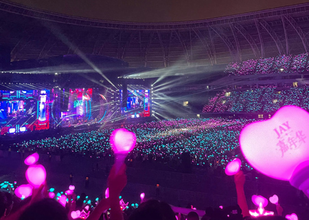 悟空體育場控?zé)晒獍魬?yīng)援棒“引爆”周杰倫天津演唱會（第二場）