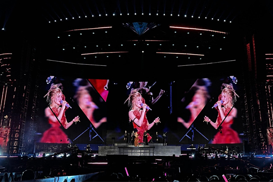 9年等待終圓夢！悟空體育LED屏幕點亮張韶涵南昌演唱會璀璨之夜！